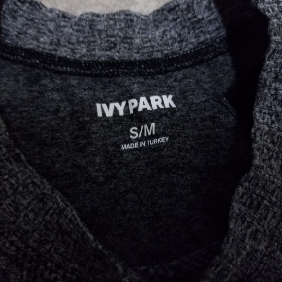 SOLD Ivy Park Seamless Top Small - Picture 5 of 5
